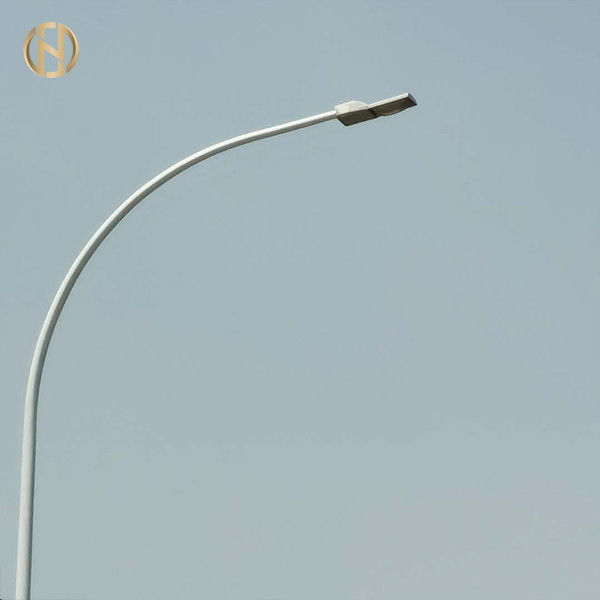 مزدوج الذراع المدرفلة على الساخن الصلب الإضاءة القطب مقاومة الرياح شهادة ISO 9001