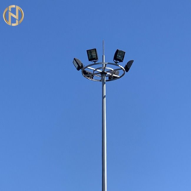 Q345 2.5mm 30m مصباح الشارع الشمسي إضاءة عالية الصاري مع سلم التسلق